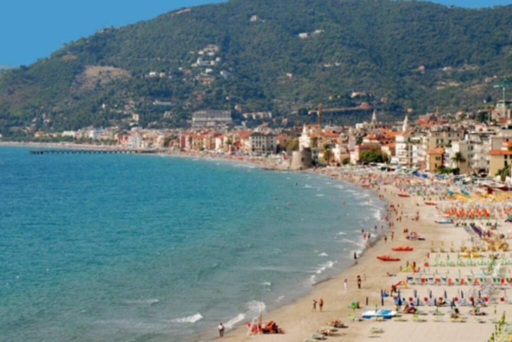 Bilocale A 15 Min Da Alassio E Albenga Ranzo-Borgo Exterior foto